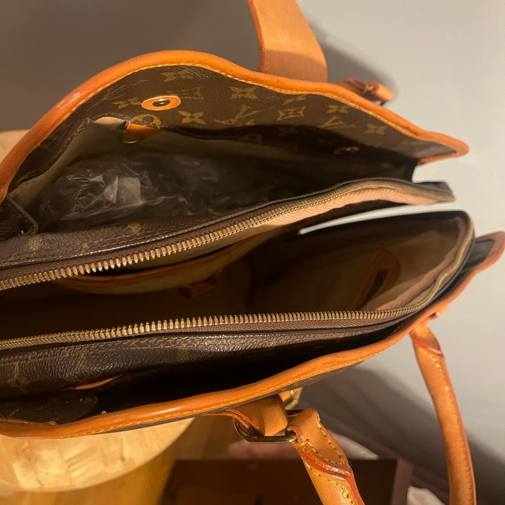 Louis Vuitton Brown and Tan Monogram Tote - Picture 10 of 10